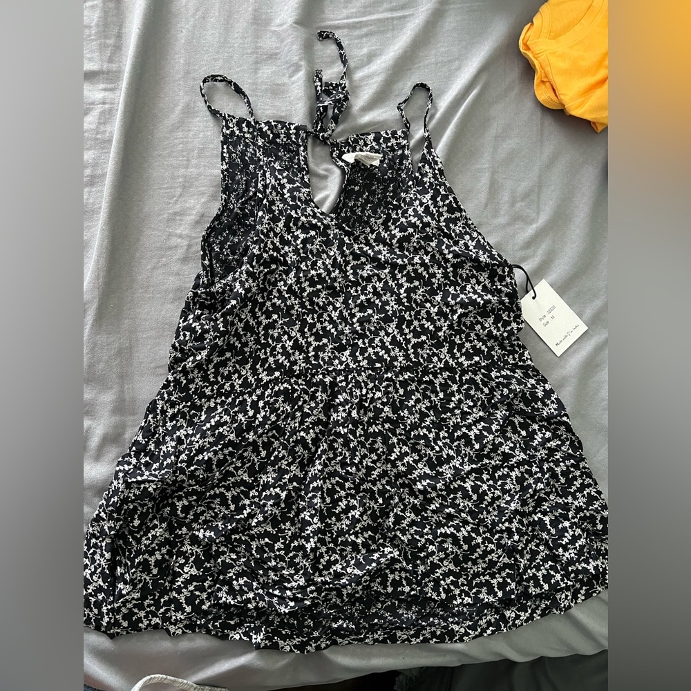 Woman’s dress shirt